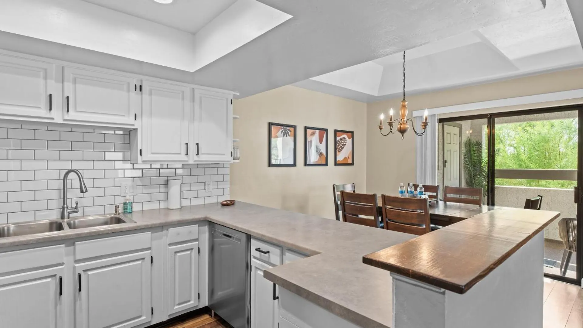סקוטסדייל Snug 2Br Condo W Pool, Patio, Wd Near Old Town בית נופש